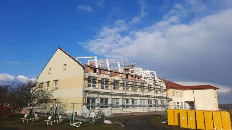 Nástavba budovy ZŠ Košetice